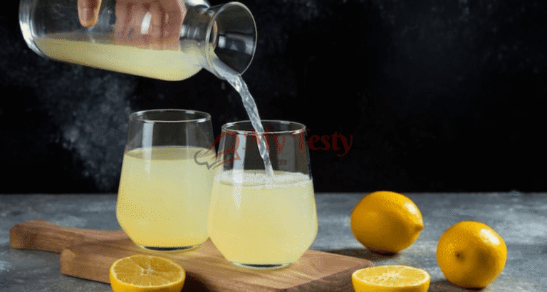 Lemon Pear Detox Juice Recipe