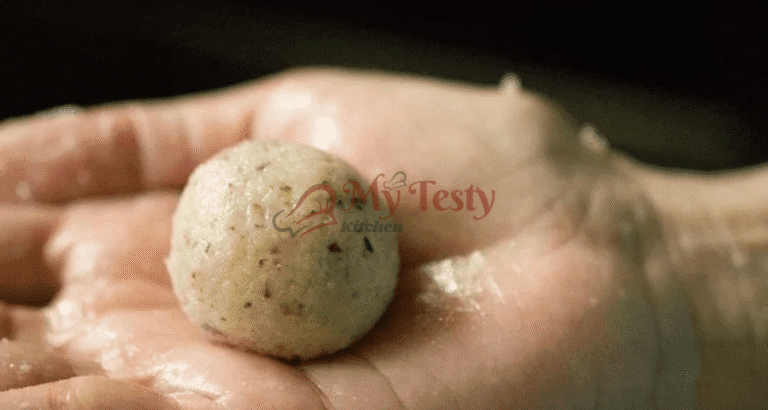 Coconut Ladoo (10)