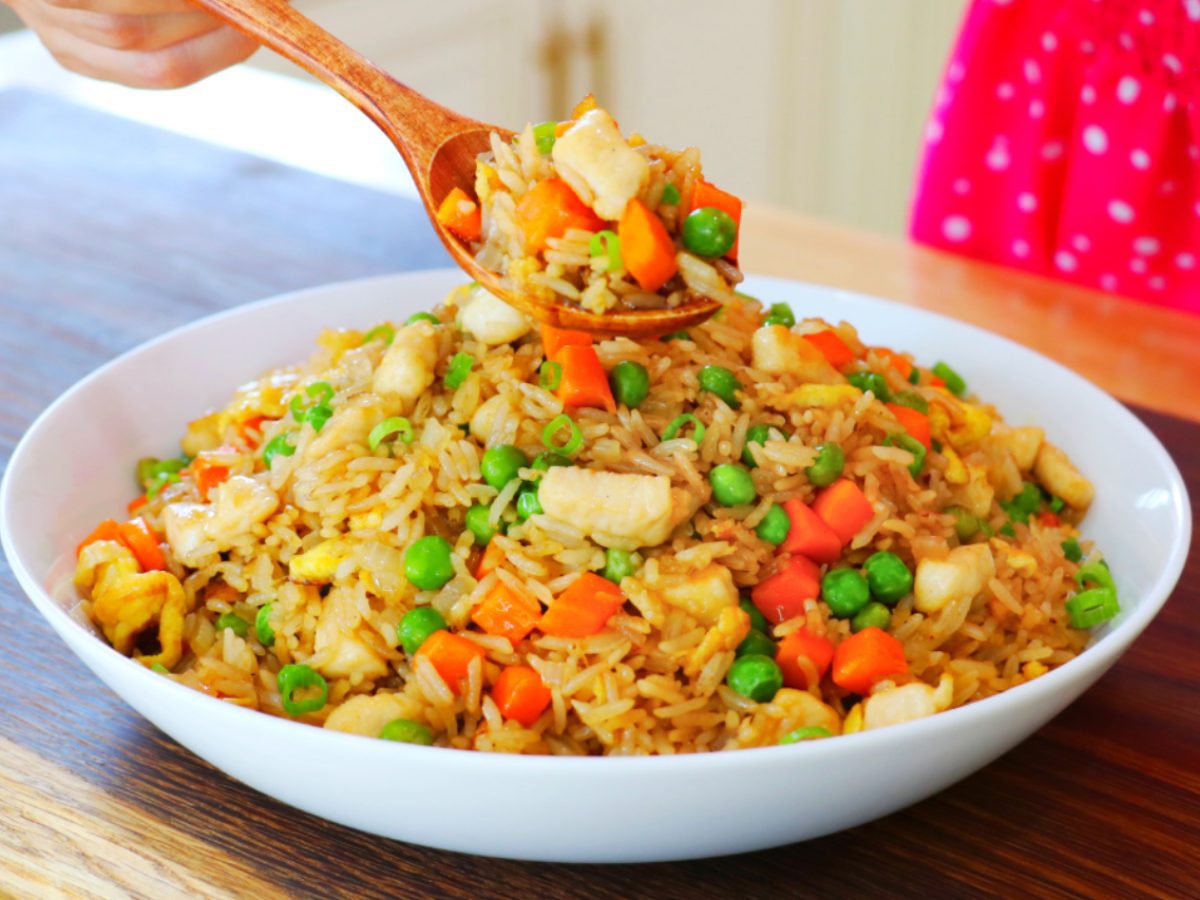 Chicken-Fried-Rice-Small-2-1200x900